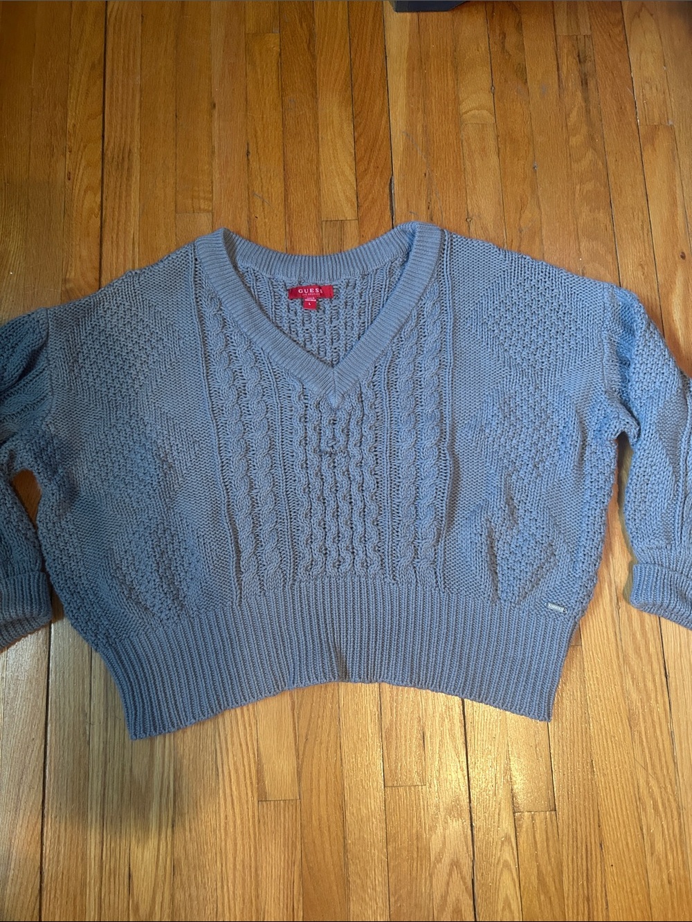 Guess V-Neck Cable Knit Sweater - Size Large